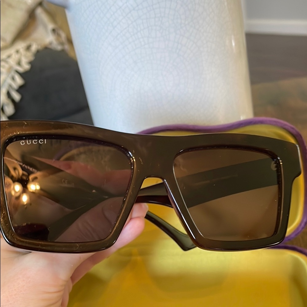 Gucci Brown Rectangular Sunglasses - Picture 5 of 10